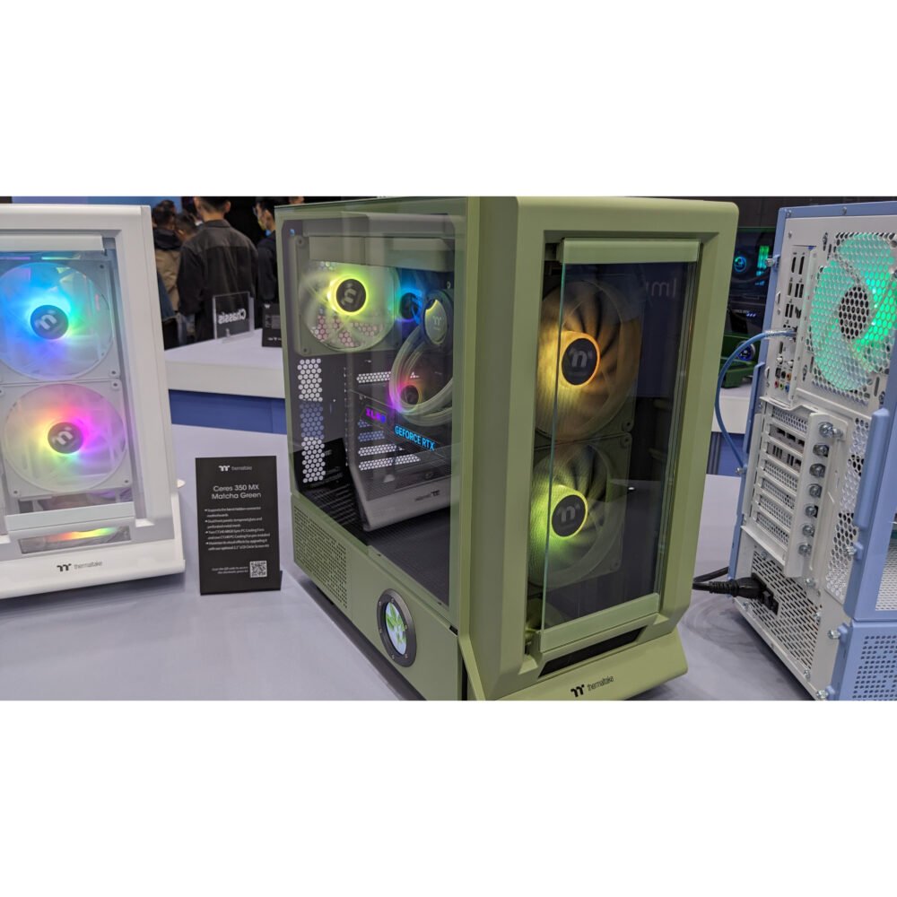 Gabinete TT CTE 550 Mid-Tower TG x3 Matcha Green (7091) - https://tecnotronicos.com